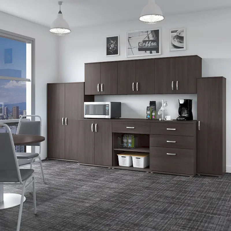 Armoire de rangement universelle au sol avec portes de Bush Business Furniture