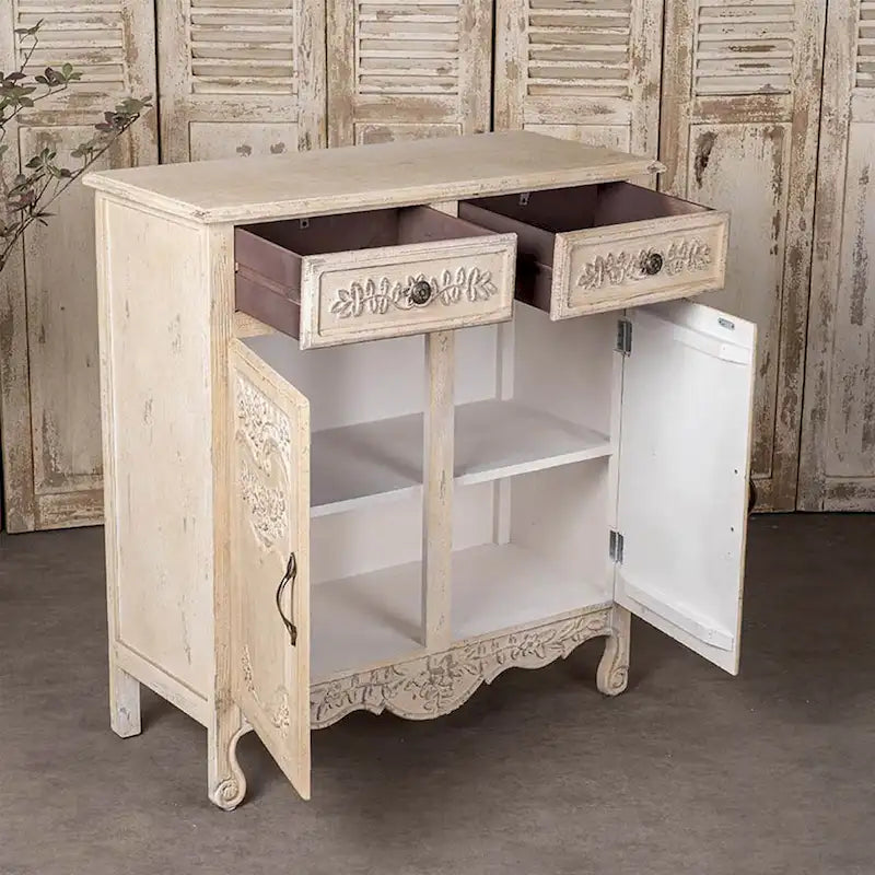 Armoires sculptées, armoires en bois