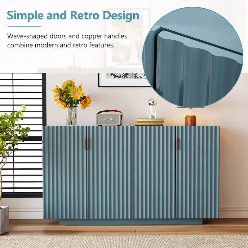 Buffet à 4 portes cannelées avec étagères réglables