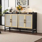 Buffet rustique avec portes décoratives en rotin