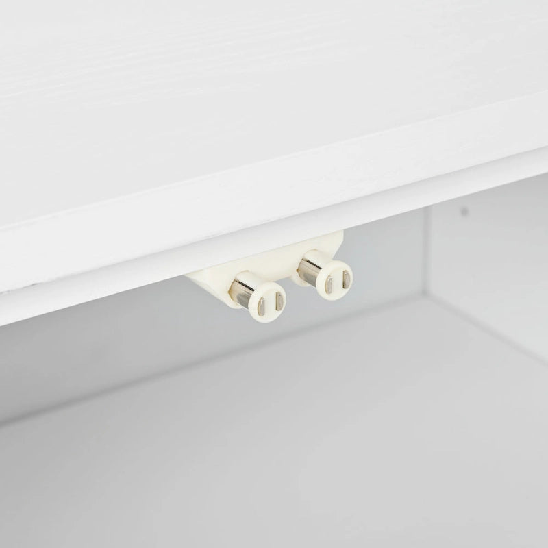 Buffet à 4 portes avec panneaux sculptés et étagères réglables