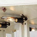 Vitrine d'angle élégante avec éclairage intégré, idéale pour mettre en valeur des objets de collection, de la verrerie ou des éléments de décoration.