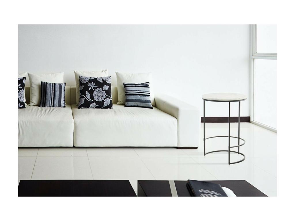 Table d'Appoint en Marbre Vertchez 64cm Blanc