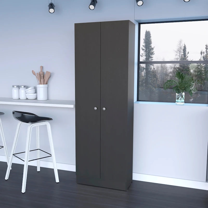 Armoire de rangement à double porte Virginia de FM Furniture, cinq étagères