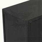 Armoire en bois à 2 portes