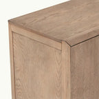 Armoire en bois à 2 portes