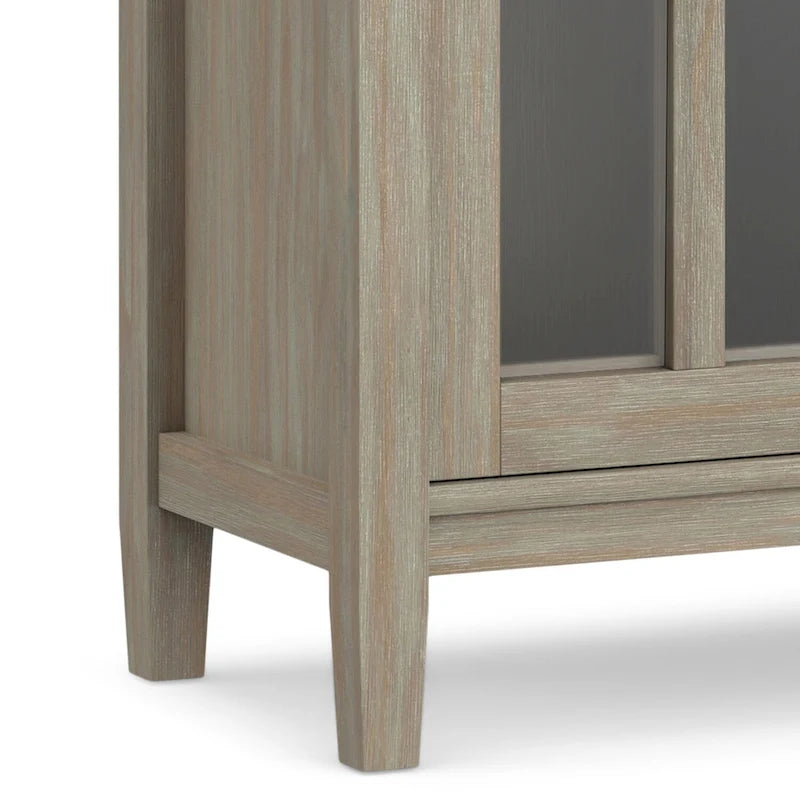 Meuble de rangement bas de style transitionnel WYNDENHALL Norfolk en bois massif, 81 cm de large - 81 cm (l) x 36 cm (p) x 79 cm (h)