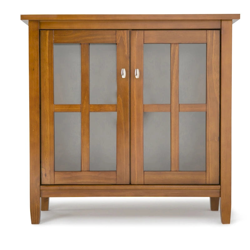 Meuble de rangement bas de style transitionnel WYNDENHALL Norfolk en bois massif, 81 cm de large - 81 cm (l) x 36 cm (p) x 79 cm (h)