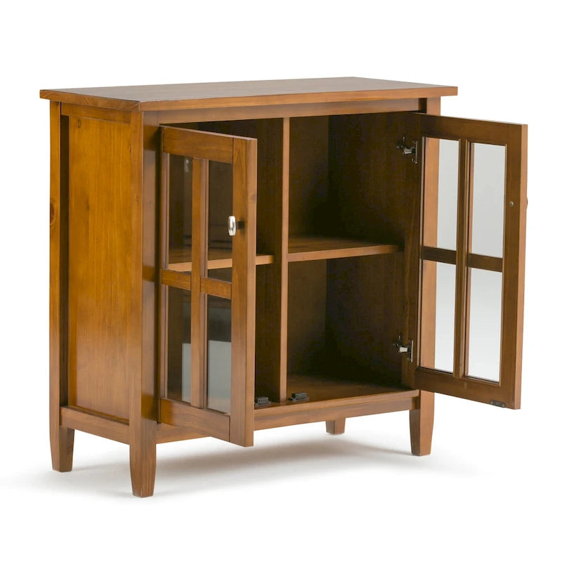 Meuble de rangement bas de style transitionnel WYNDENHALL Norfolk en bois massif, 81 cm de large - 81 cm (l) x 36 cm (p) x 79 cm (h)
