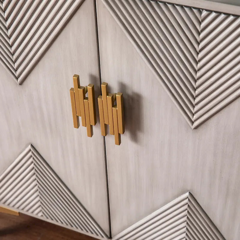 Meuble SEI Furniture Laurelvale en bois gris avec pieds et poignées dorés