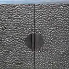 Buffet contemporain Cordilia 47 pouces en pin noir recyclé et fer, à 2 portes