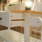 Îlot de cuisine et desserte au design épuré, double étagère et 2 tiroirs avec plateau en bois