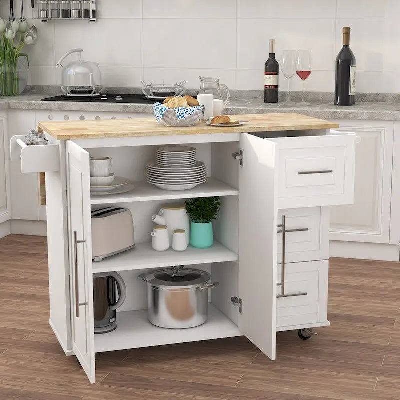 Îlot de cuisine avec étagère à épices