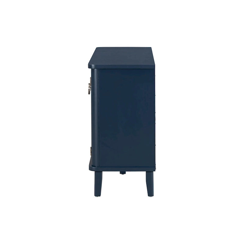 Armoire en bois stable et robuste