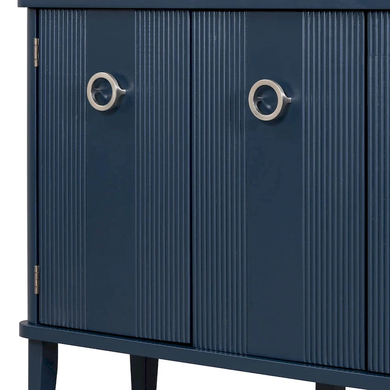 Armoire en bois stable et robuste