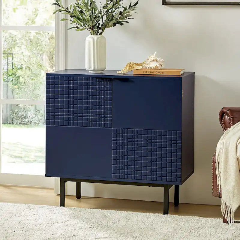 Meuble d'appoint Arnold moderne de 76 cm de haut, à 2 portes et pieds en métal, par HULALA HOME