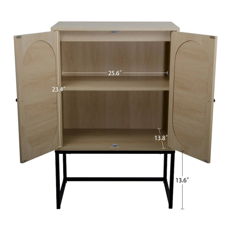 Armoire haute Allen à 2 portes en rotin naturel, étagère réglable, montage facile, meuble autoportant pour salon ou chambre.