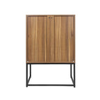 Armoire haute Allen à 2 portes en rotin naturel, étagère réglable, montage facile, meuble autoportant pour salon ou chambre.
