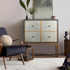 Buffet Delcey style moderne du milieu du siècle, 2 portes, étagère de rangement en laiton brossé pour salon/salle à manger
