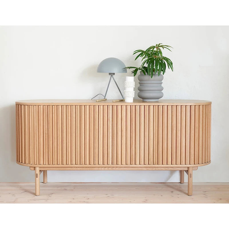 Buffet à portes coulissantes arrondies Rye Studio, style moderne du milieu du siècle, 63 po de largeur, naturel - 18 po de largeur x 63 po de longueur x 29 po de hauteur