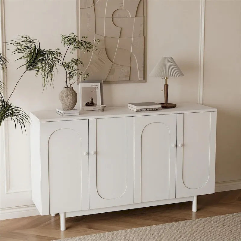 Buffet/meuble de rangement à 4 portes avec moulures en creux