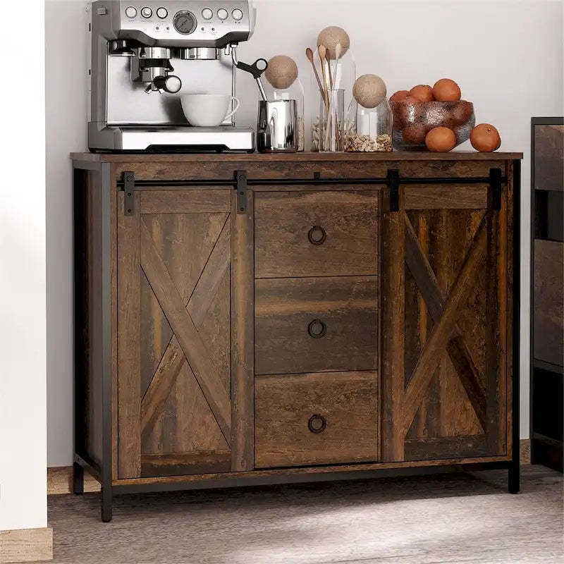 Buffet de cuisine avec portes coulissantes de style grange et étagères réglables