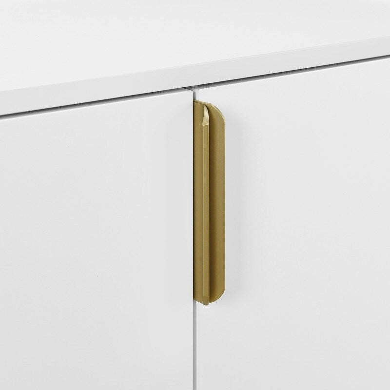 Buffet en bois à 4 portes, idéal pour un couloir, une entrée, un salon ou une chambre. Étagère réglable.