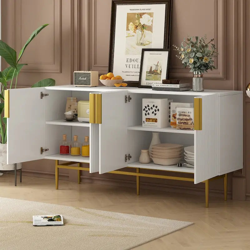 Buffet moderne et élégant à 4 portes avec poignées en métal doré, idéal pour la salle à manger, le salon, la chambre ou le couloir.