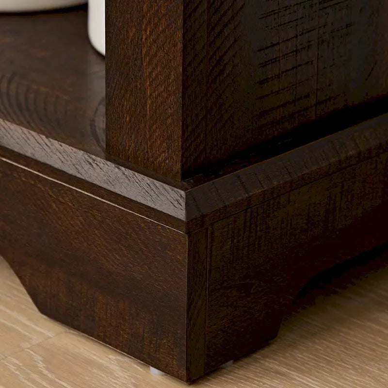 Armoire de rangement haute en bois avec porte de grange