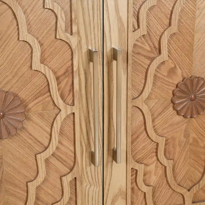 Armoire à porte sculptée en forme de fleur avec poignée en métal
