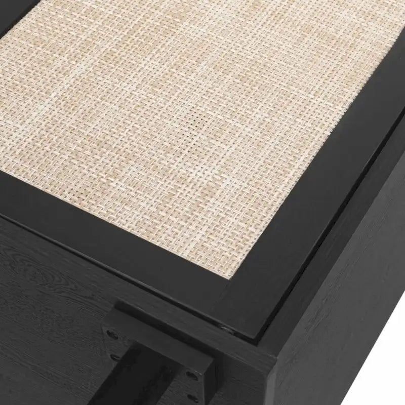 Armoire à 2 portes, idéale pour une chambre, un salon ou un bureau.