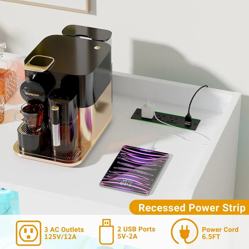 Meuble bar avec prise électrique et éclairage LED, buffet à vin avec casier à bouteilles et à verres.