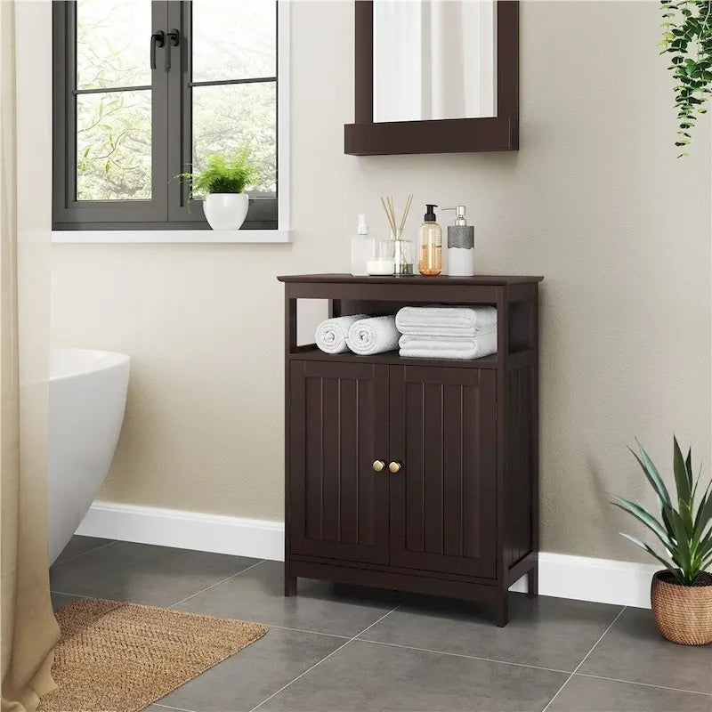 Meuble de rangement de salle de bain Yaheetech avec étagère réglable et support au sol