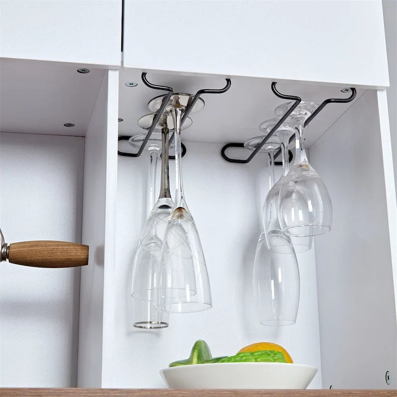 Buffet de cuisine en bois avec rangements et cave à vin