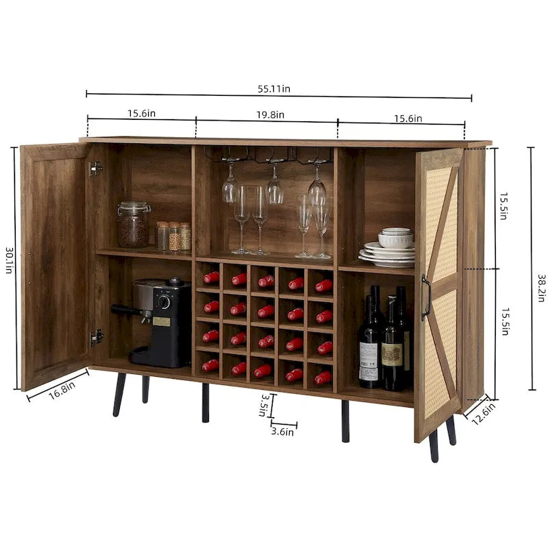 Armoire à vin de style grange avec porte en imitation rotin, casier à bouteilles et porte-verres.