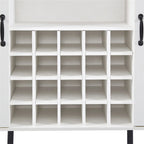 Armoire à vin de style grange avec porte en imitation rotin, casier à bouteilles et porte-verres.