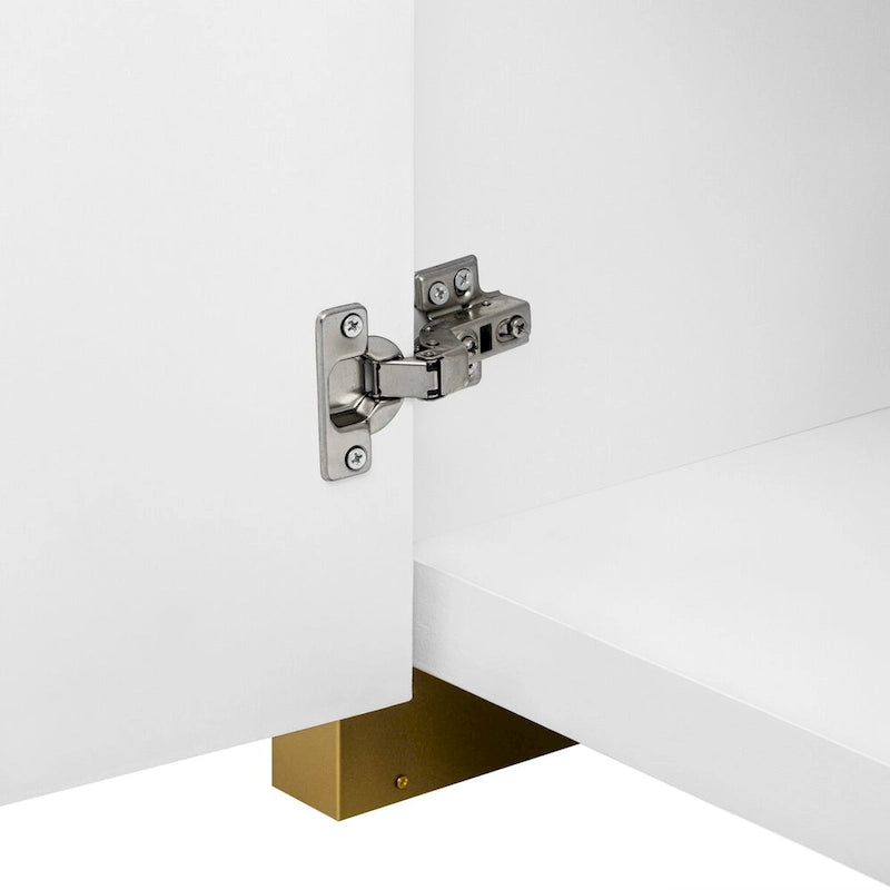 Armoire à quatre portes à angles arrondis et panneaux de porte ondulés